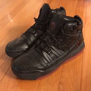 Nike Air Lebron 3 Basketball Shoes, Size 6Y